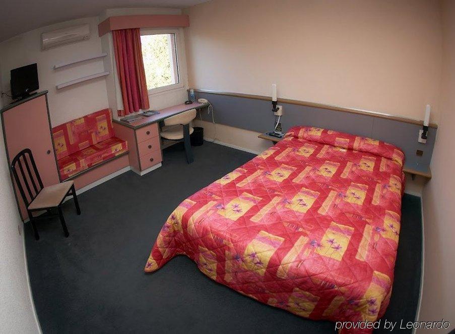 Brit Hotel Dak Hotel Avallon Zimmer foto